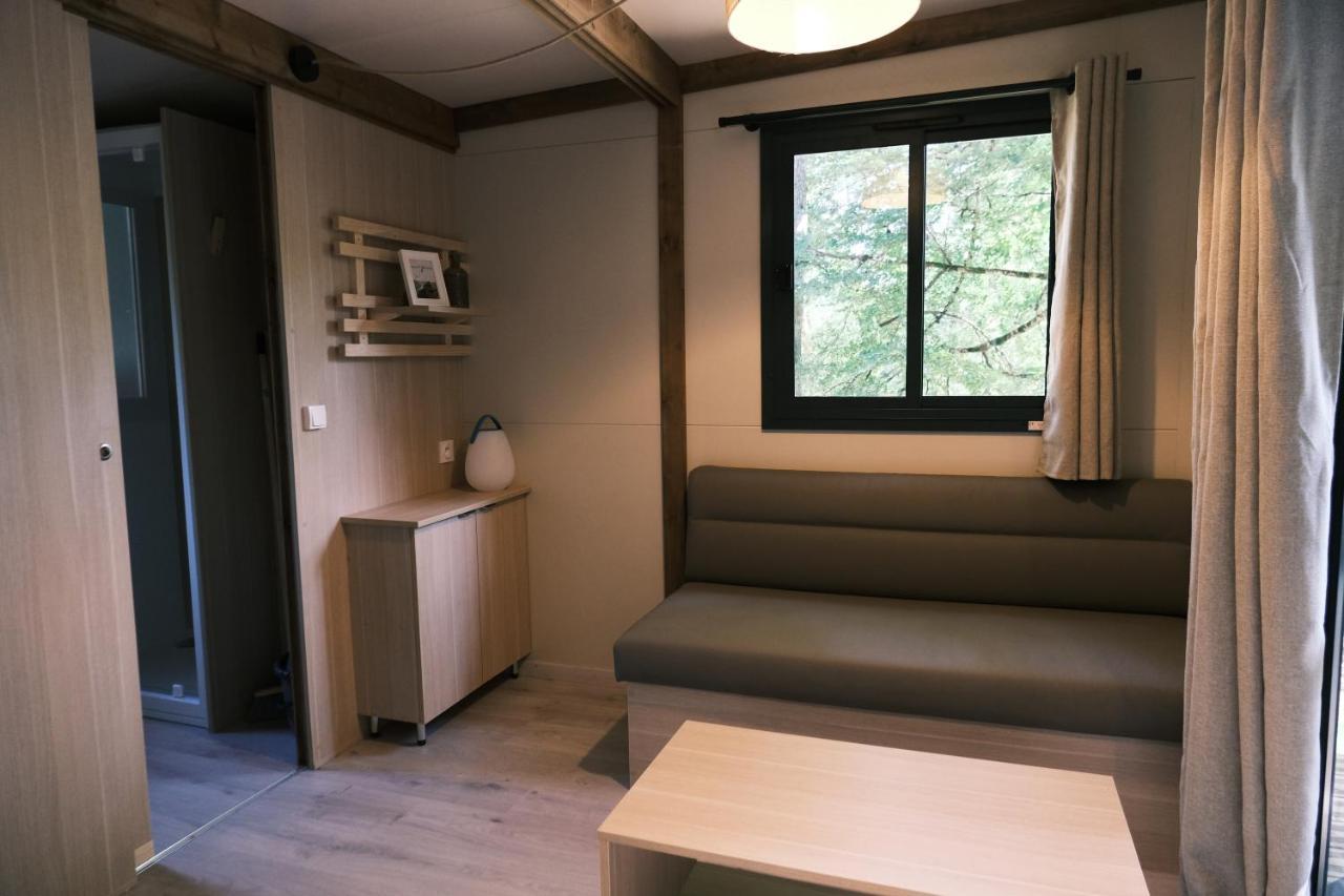 Lodge Avec Spa Privatif - Foret Et Lac Liginiac Zewnętrze zdjęcie