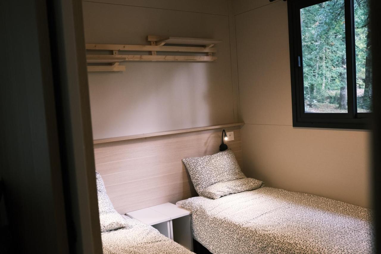 Lodge Avec Spa Privatif - Foret Et Lac Liginiac Zewnętrze zdjęcie